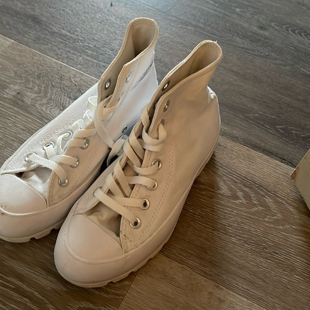 White platform converse